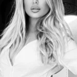 Model Joanna sensual lips