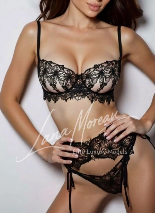 Luxury Escort Jessica in lingerie