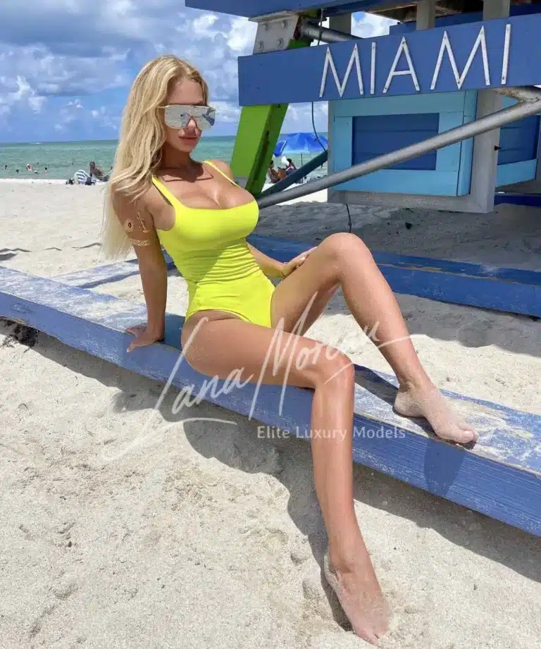 Elite companion Vera at Miami Beach NYC vibes