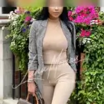 Chic urban model in beige tones