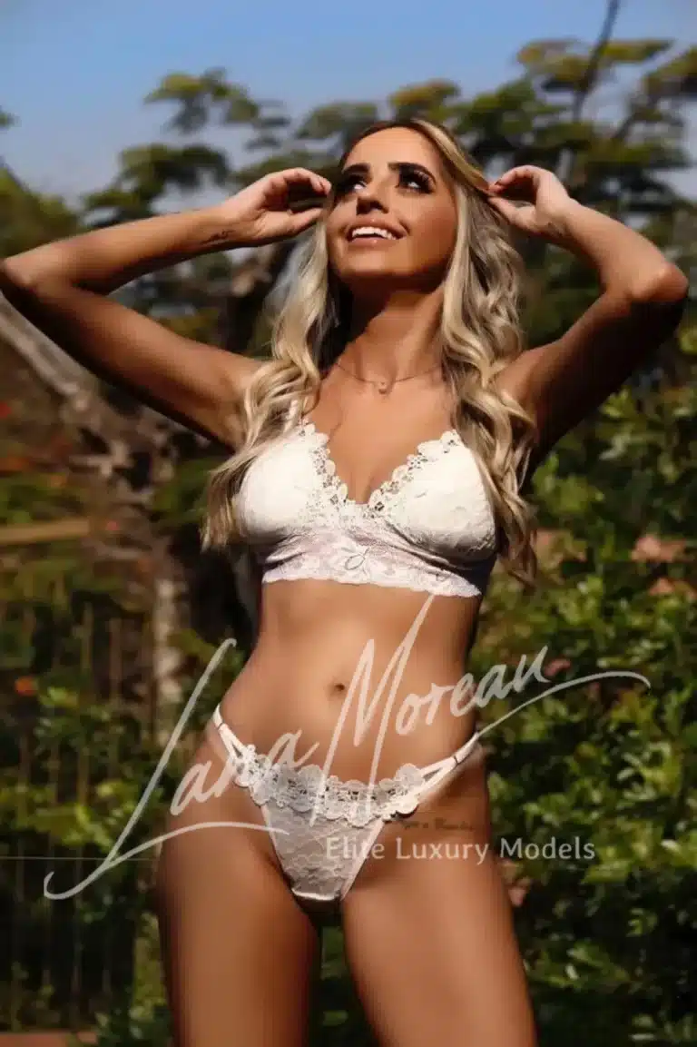 liz-escort-milan-9